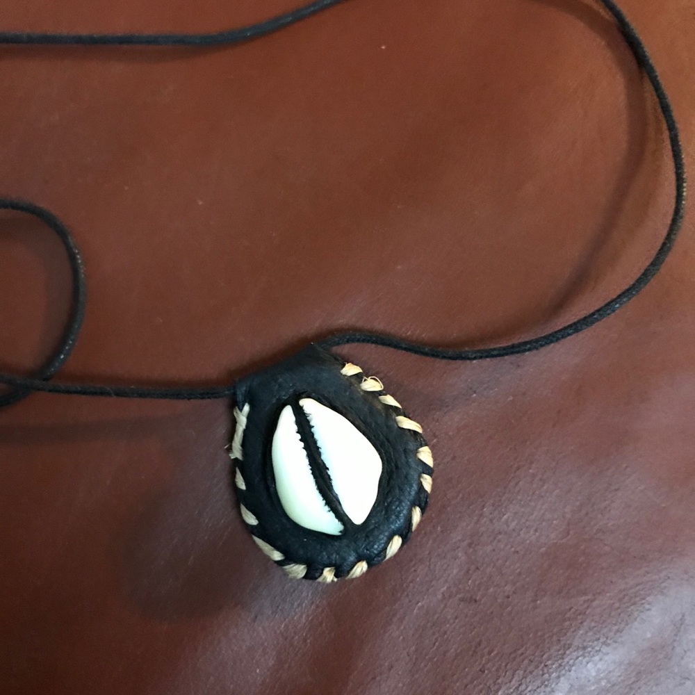 Shell Boho Necklace - Picture 6 of 9